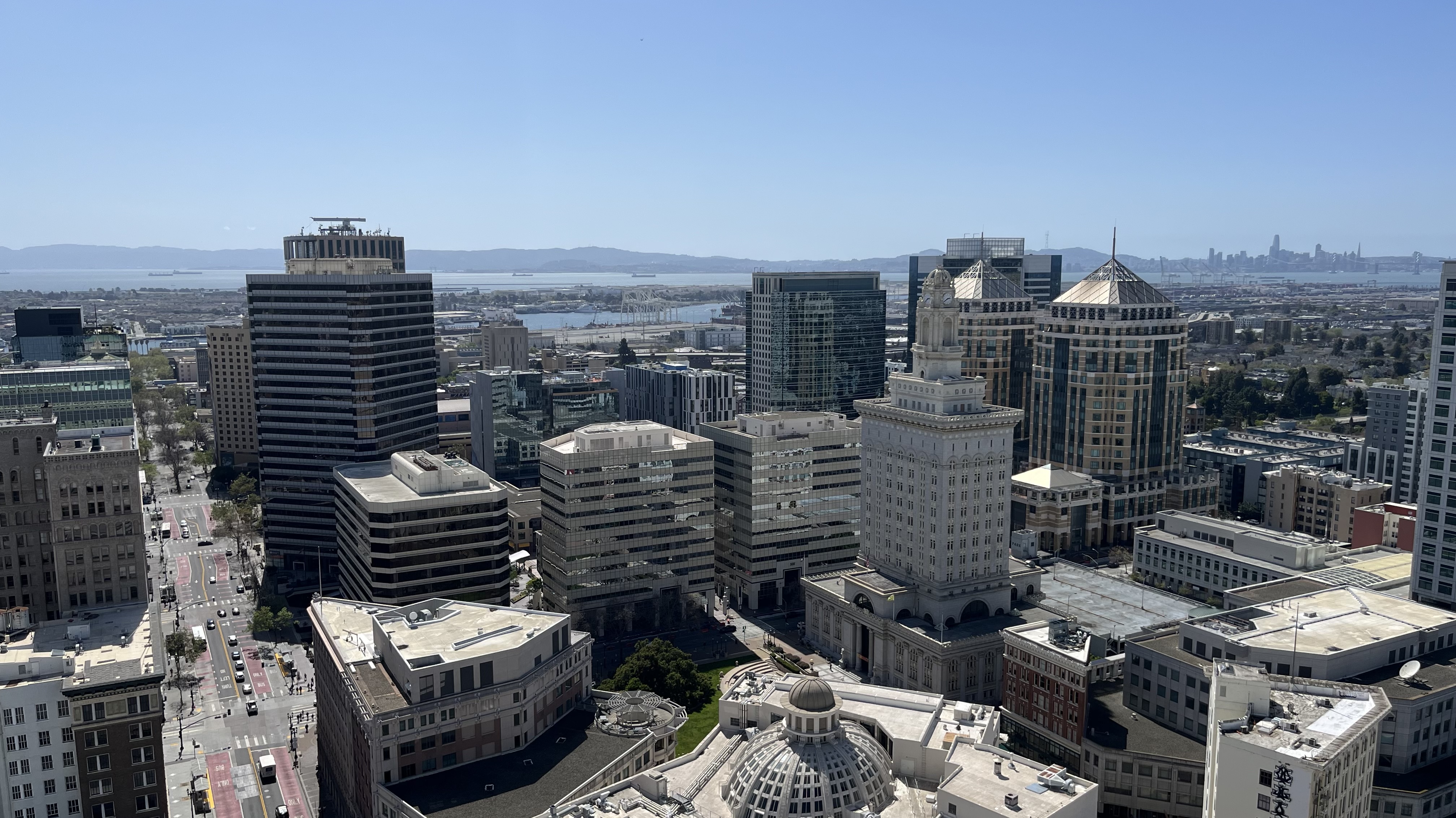 Downtown Oakland skyline view